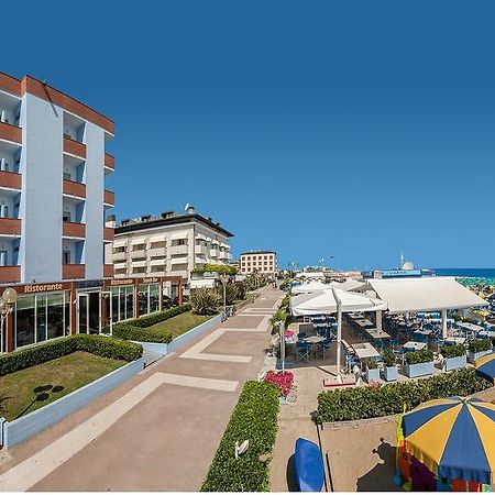Hotel Marina ファーノ エクステリア 写真