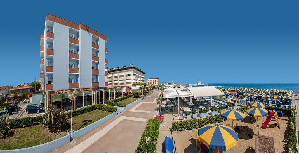 Hotel Marina ファーノ エクステリア 写真