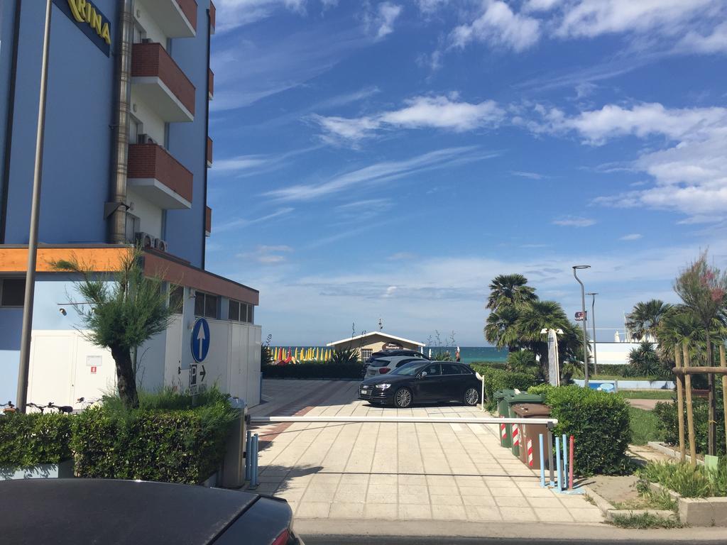 Hotel Marina ファーノ エクステリア 写真