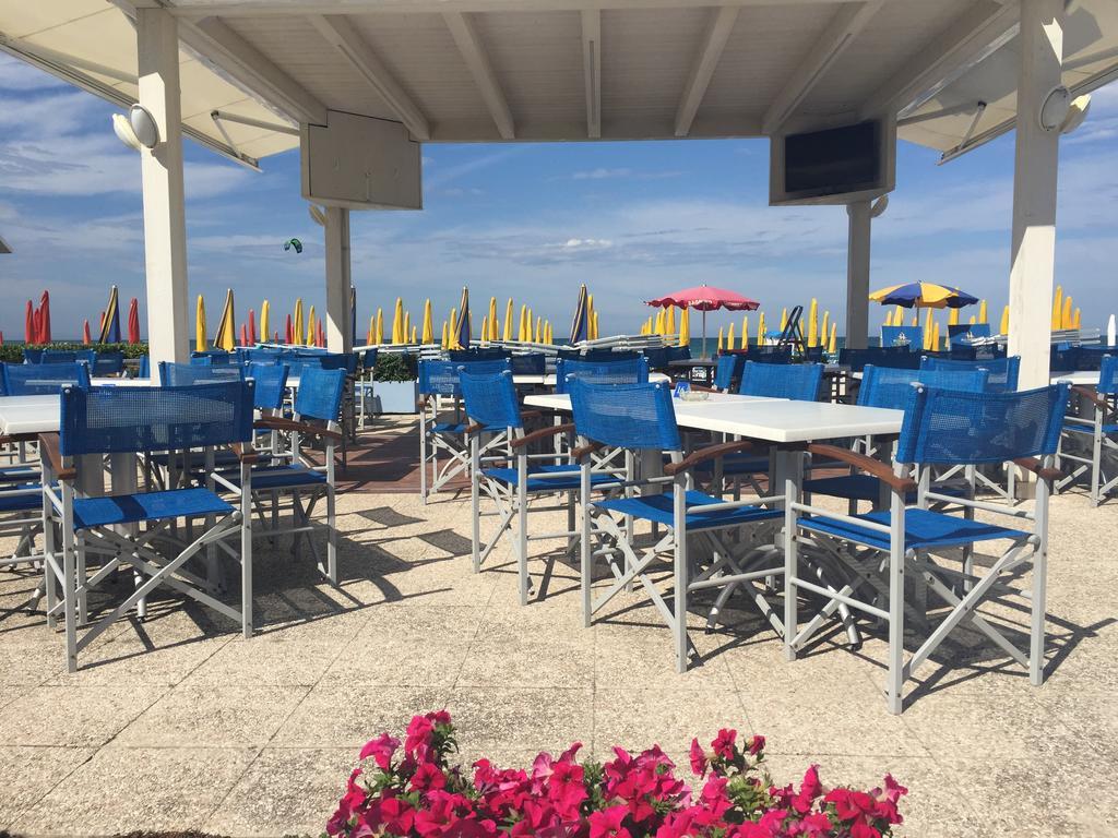 Hotel Marina ファーノ エクステリア 写真
